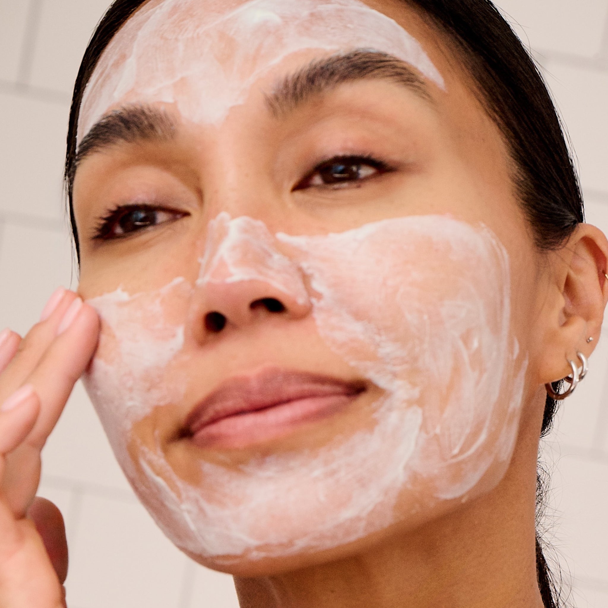 Micro Magic Exfoliating Microdermabrasion Scrub - Image 6